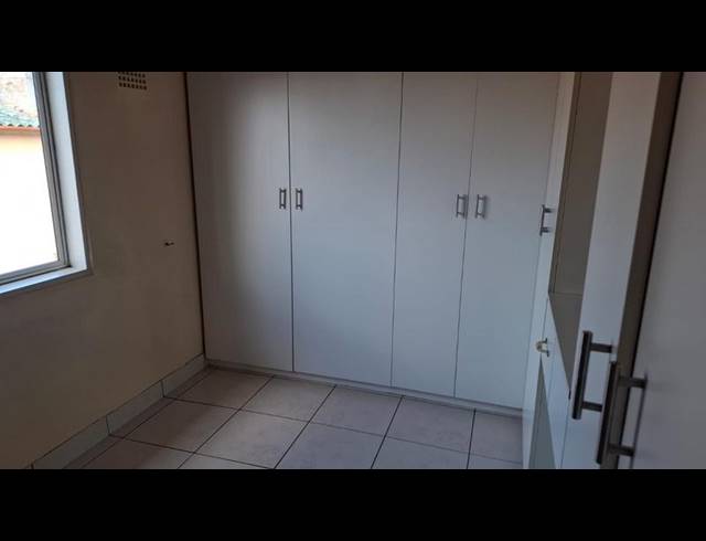 3 BEDROOM HOUSE FOR SALE IN MONTFORD